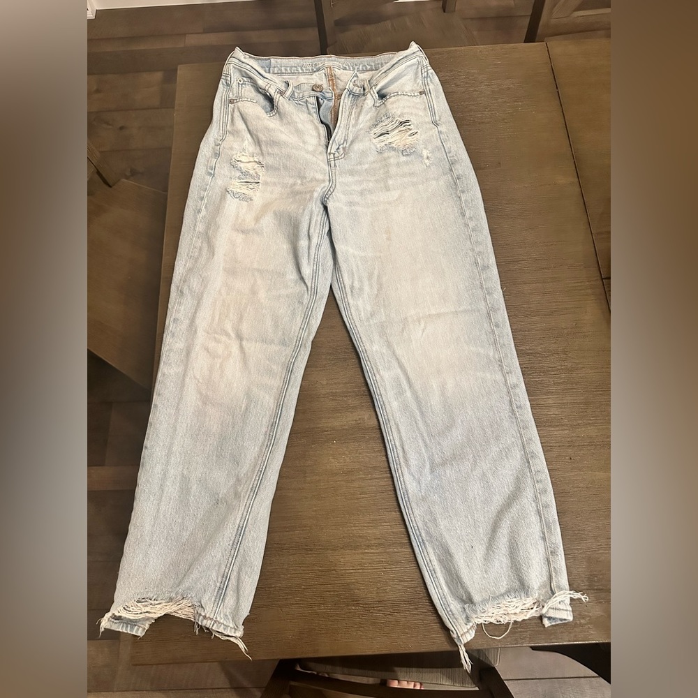 American Eagle Highest Rise Boyfriend Jeans Distressed Size 8 Regular